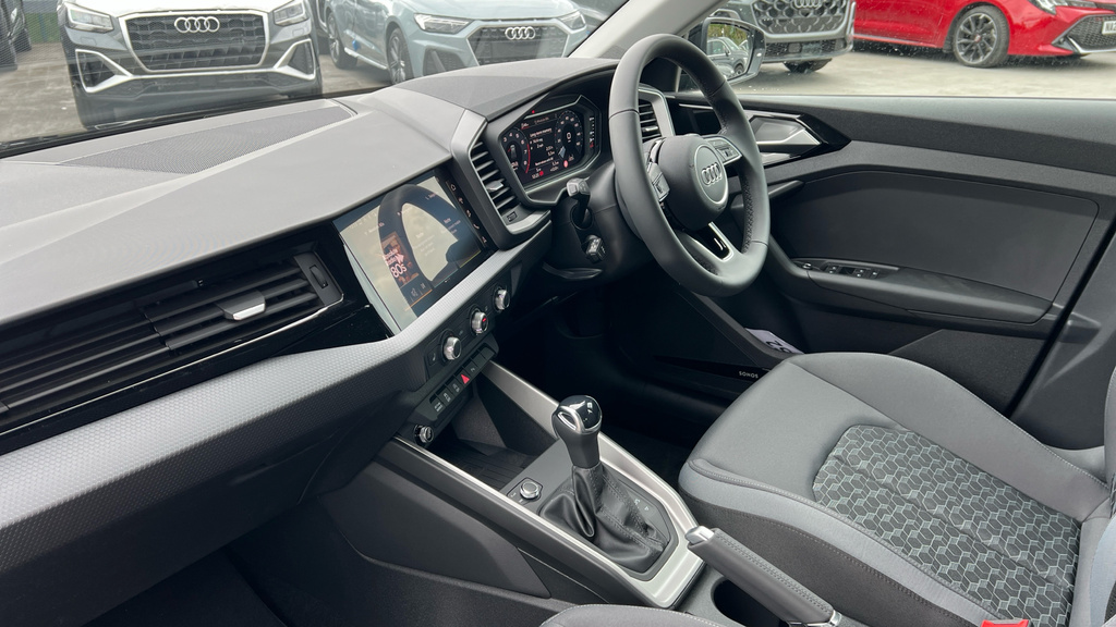 Audi A1 Audi A1 Sportback Sport 30 Tfsi 116 Ps S Tronic GJ26XTV Black #2