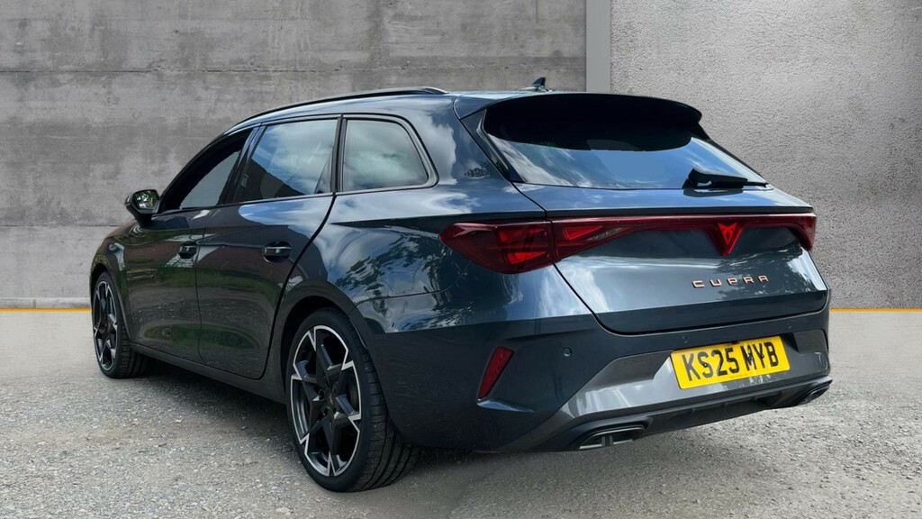 Cupra Leon Leon 1.5 Etsi 150 V2 Dsg KS25MYB Grey #3