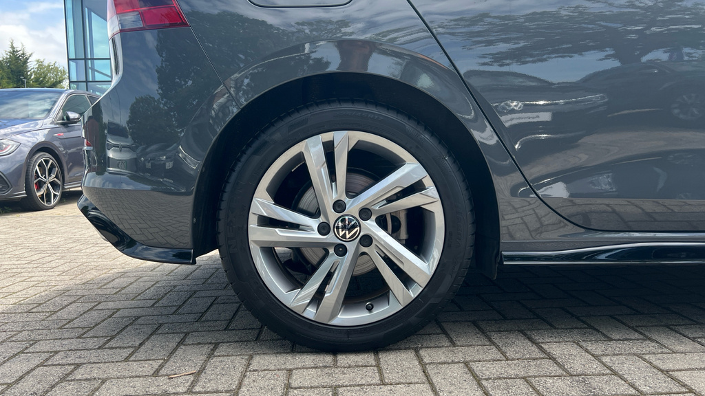 Volkswagen Golf Golf 1.5 Etsi 150 R-line Dsg Grey #5