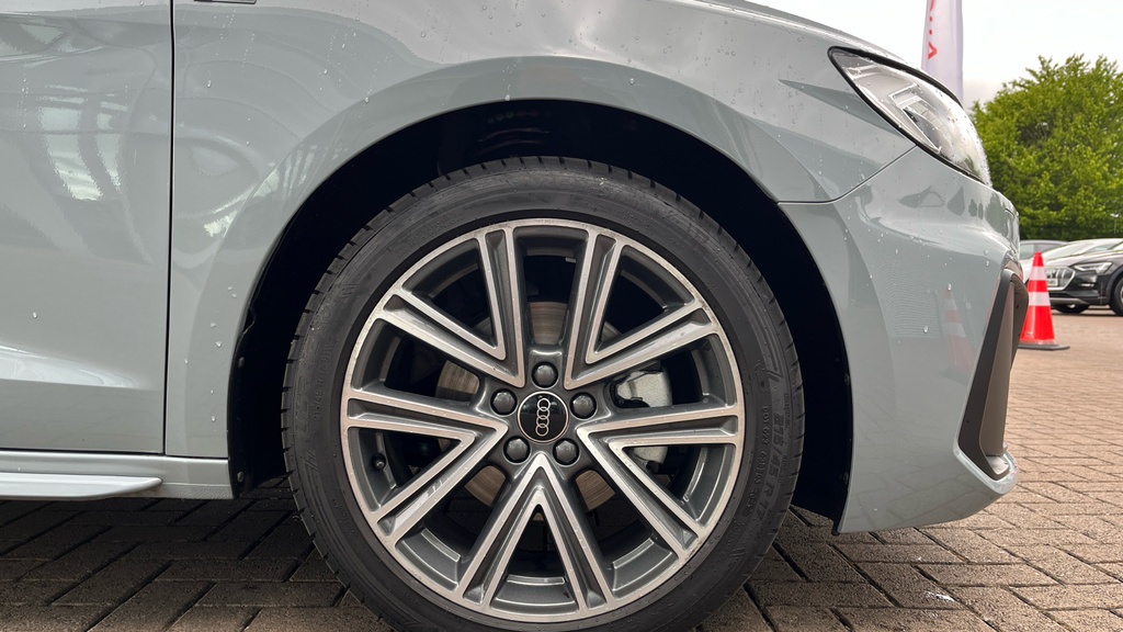 Audi A1 Audi A1 Sportback 35 Tfsi S Line S Tronic LV26XUD Grey #5