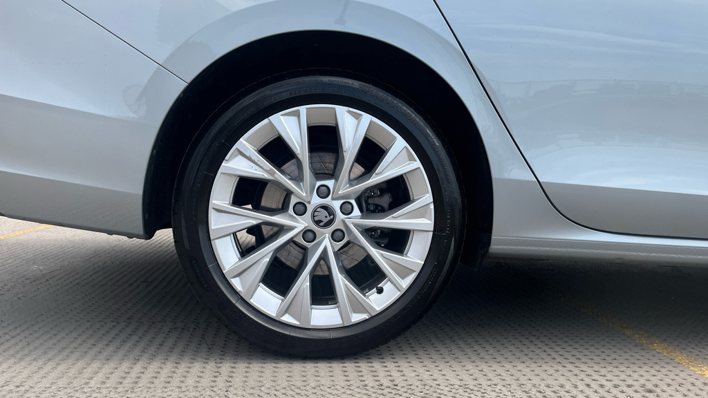 Skoda Superb Superb 1.5 Tsi E-tec Se L Dsg DG75EGF Silver #5