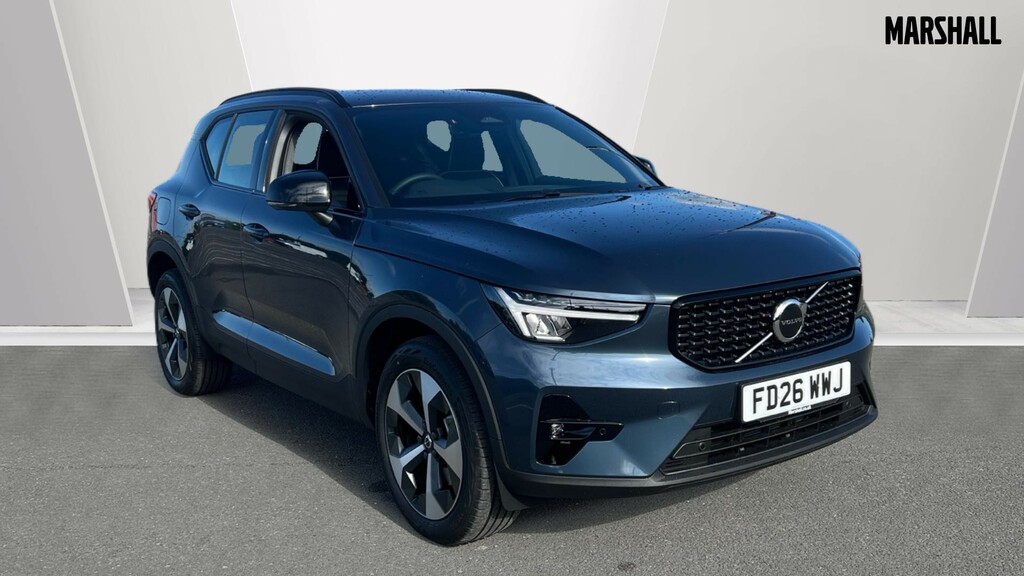 Volvo XC40 Volvo Xc40 Estate 2.0 B3p Plus Dark Blue