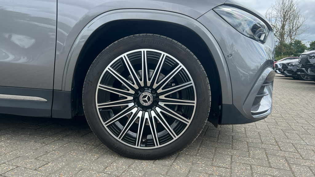 Mercedes-Benz GLA Class Gla 200 Amg Line Premium Plus HX74WRJ Grey #5