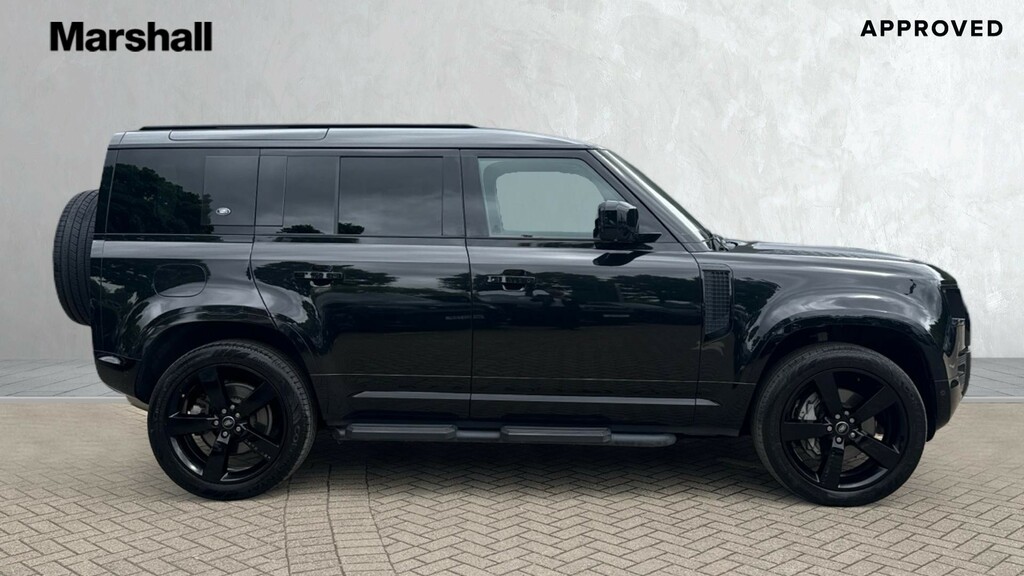 Land Rover Defender 110 Defender 3.0 D300 X-dynamic Hse 110 HD23GJF Black #4