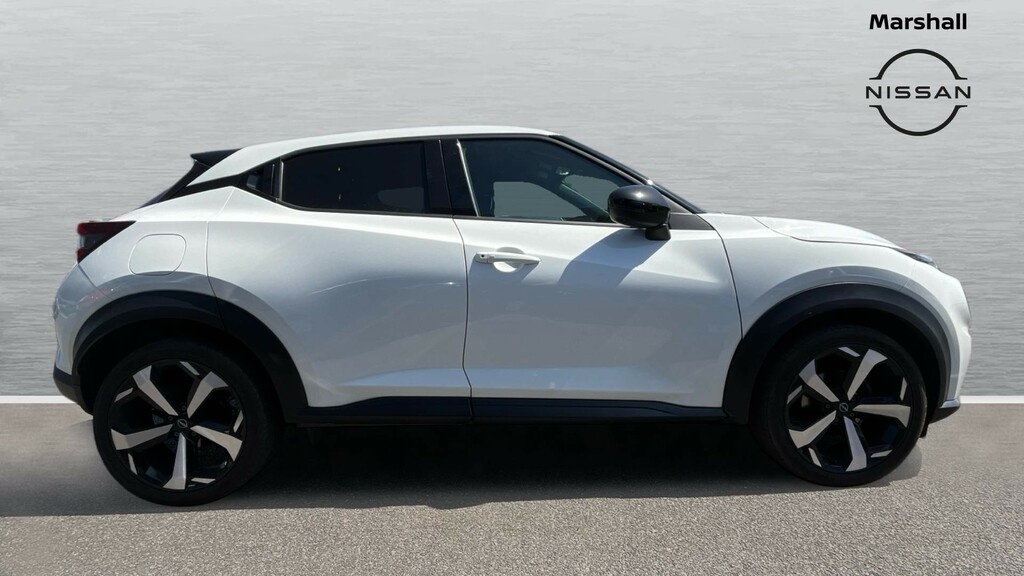 Nissan Juke Juke 1.0 Dig-t 114 Tekna KY72CPU White #3