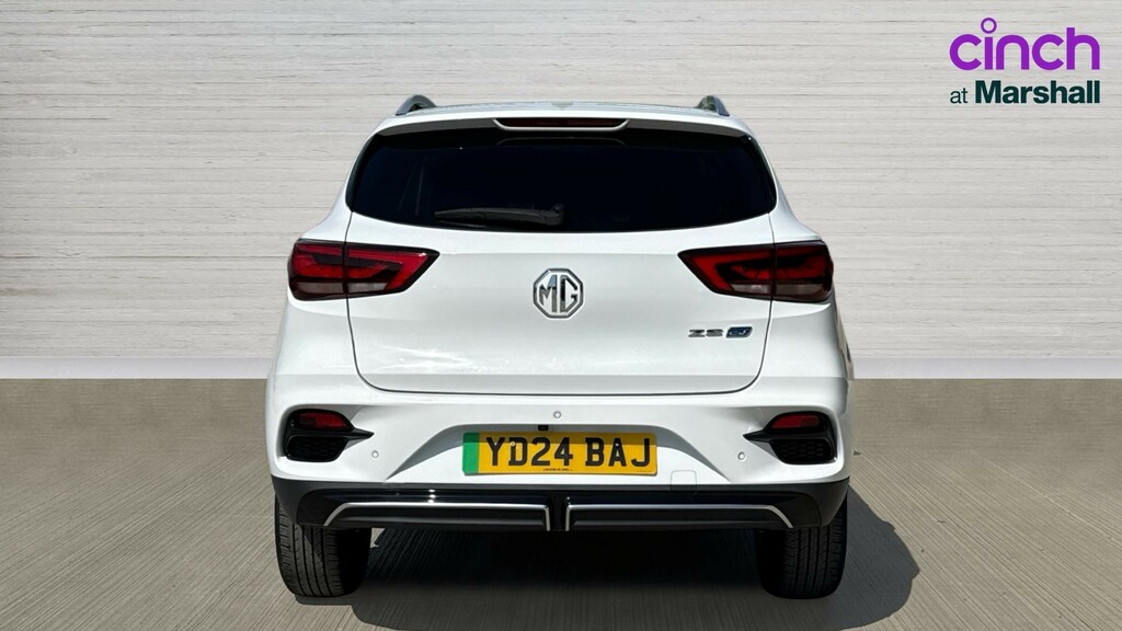 MG ZS Zs 130Kw Trophy Ev 51Kwh YD24BAJ White #4