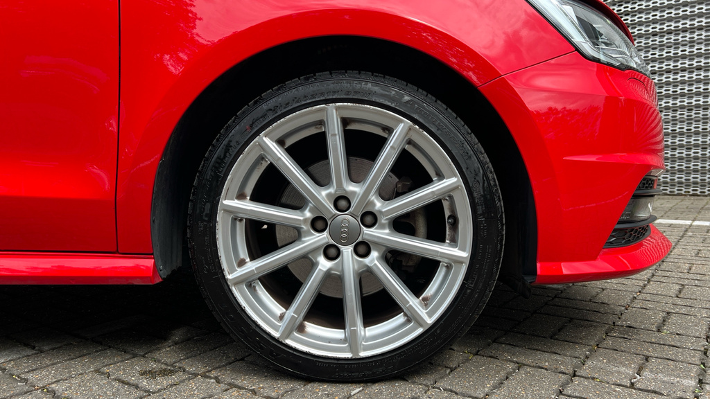 Audi A1 A1 1.4 Tfsi S Line Nav S Tronic GD18XVJ Red #5