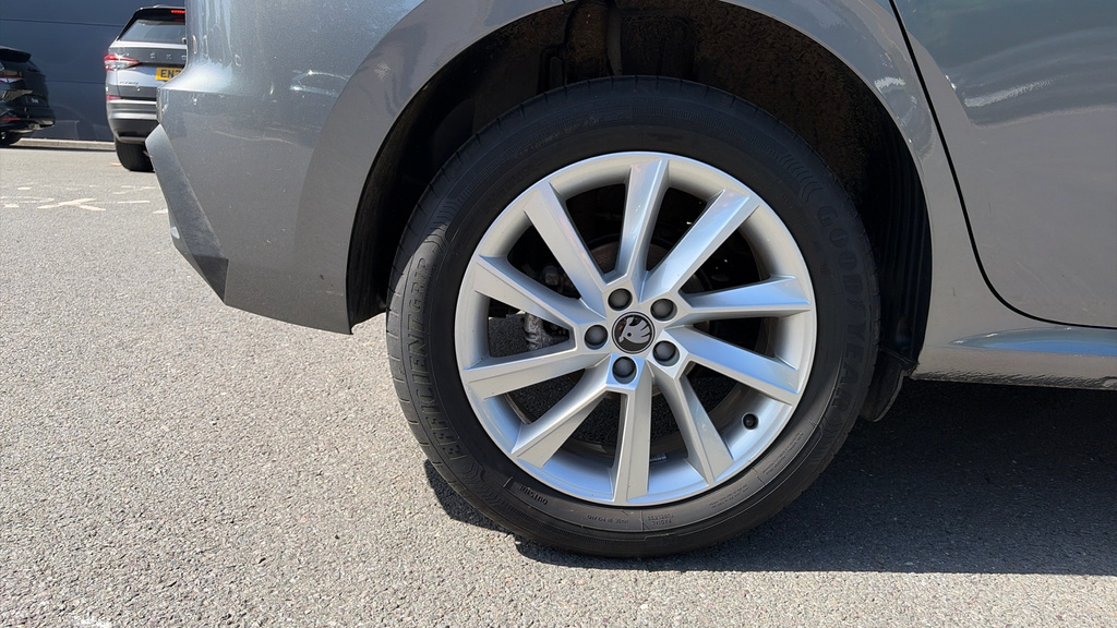 Skoda Kamiq Kamiq 1.0 Tsi Se Edition GD25EZO Grey #5