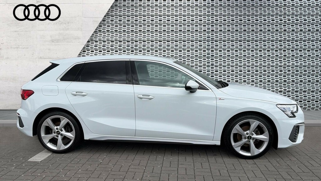 Audi A3 A3 35 Tfsi S Line OW72NLE White #4