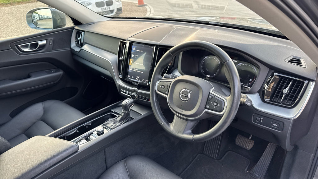 Volvo XC60 Xc60 2.0 T5 250 Momentum Awd Geartronic Grey #4