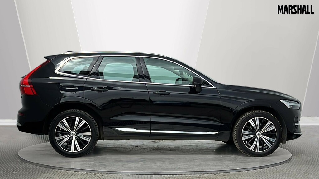 Volvo XC60 Xc60 2.0 B5p Inscription Pro Awd Geartronic DA71GZR Black #3