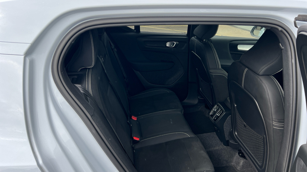 Volvo XC40 Xc40 2.0 B4p Plus Dark RV75PXT Blue #6