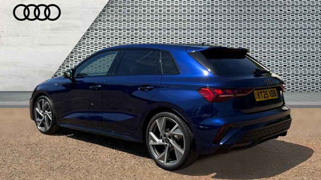 Audi A3 A3 35 Tfsi Black Edition S Tronic Tech Pack KT25XDB Blue #3