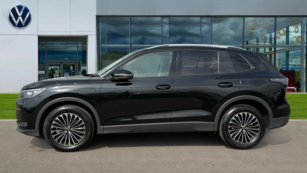 Volkswagen Tiguan Tiguan 1.5 Tsi Ehybrid Match Dsg GL25KJU Black #4
