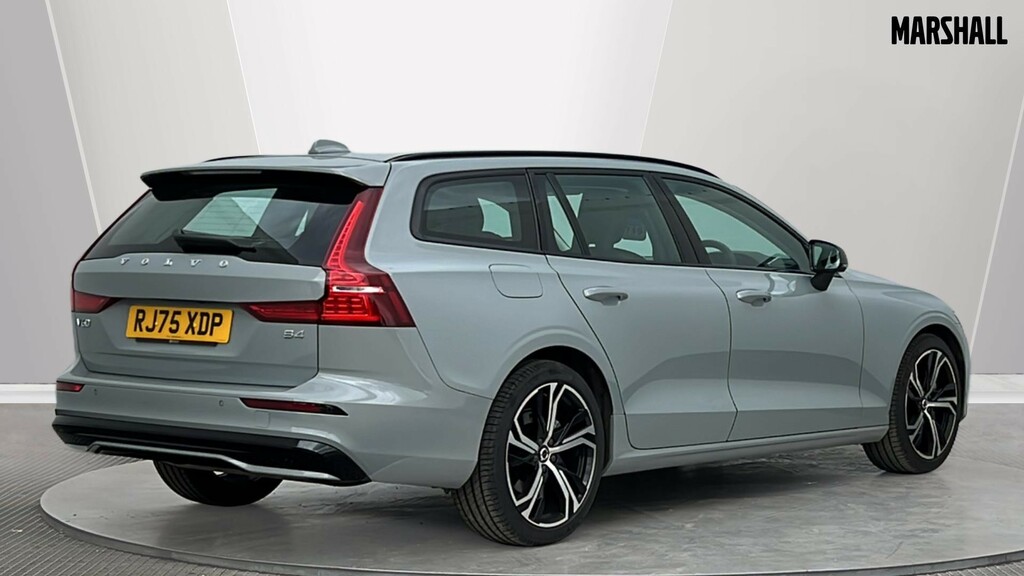 Volvo V60 V60 2.0 B4p Plus Dark 7 Speed RJ75XDP Grey #2