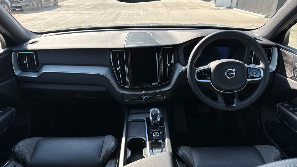 Volvo XC60 Xc60 2.0 B5p Plus Dark Awd Geartronic WD74YRO Grey #5