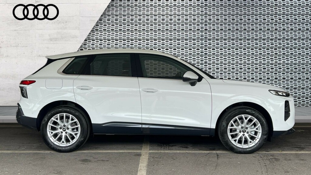 Audi Q3 Audi Q3 Estate 1.5 Tfsi Sport S Tronic Sound LX26OMT White #4
