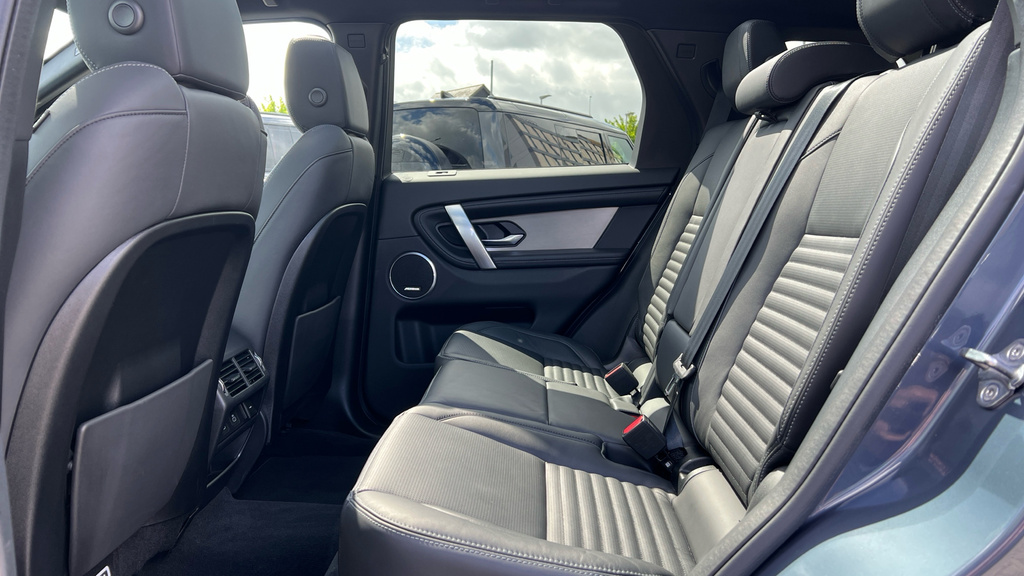 Land Rover Discovery Sport Discovery Sport 1.5 P270e Dynamic Hse 5 KN74TVO Blue #4