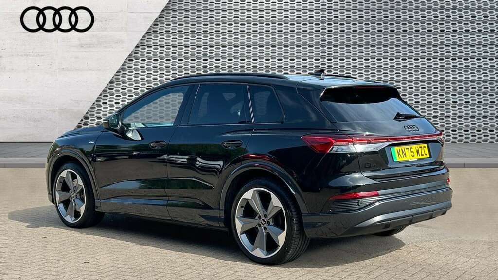 Audi Q4 E Tron Q4 210Kw 45 82Kwh Black Edition KN75WZC Black #3