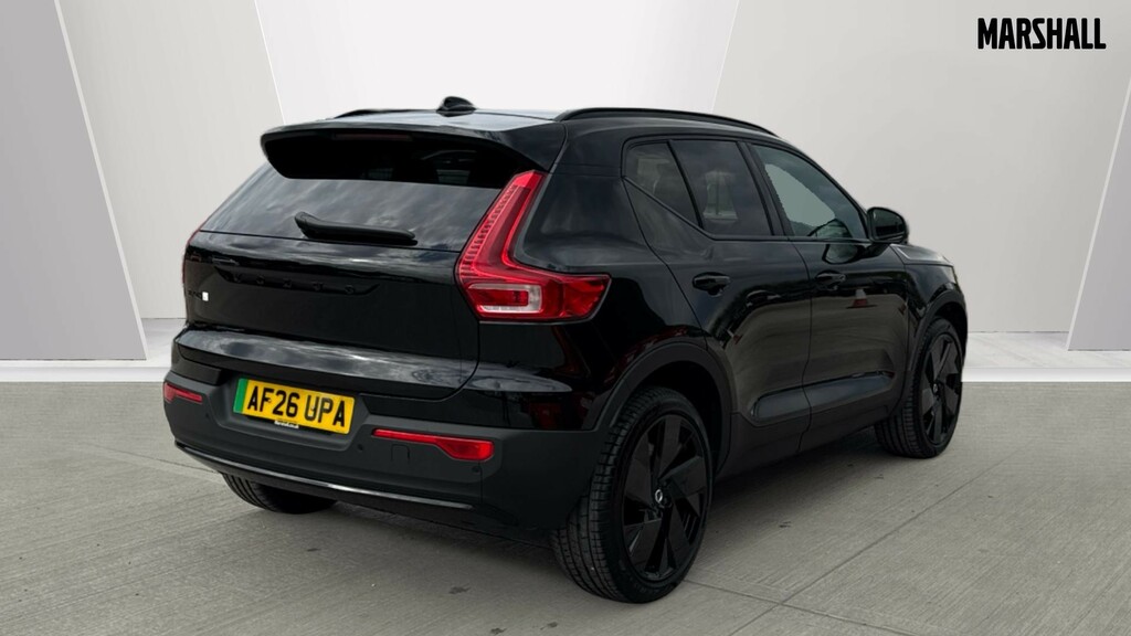 Volvo EX40 Volvo Ex40 Estate 325Kw Tm Perf Plus Black Edition Black #2