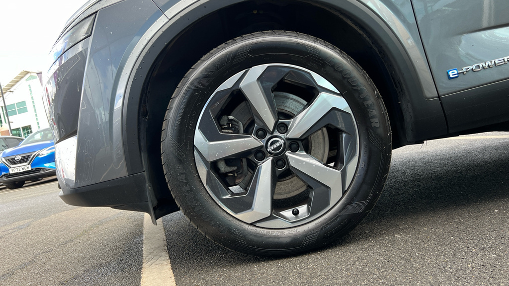 Nissan Qashqai Qashqai 1.5 E-power N-connecta BG24OJN Grey #4