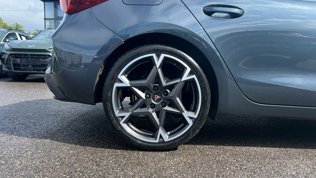 Cupra Leon Leon 1.5 Tsi 150 V2 KW25LGF Grey #5