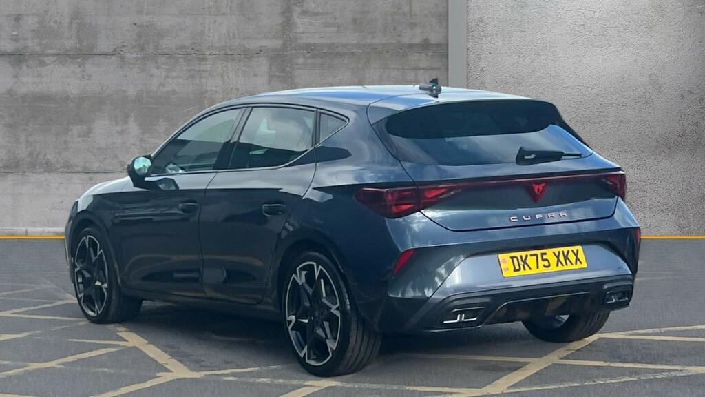 Cupra Leon Leon 1.5 Etsi 150 V2 Dsg DK75XKX Grey #3