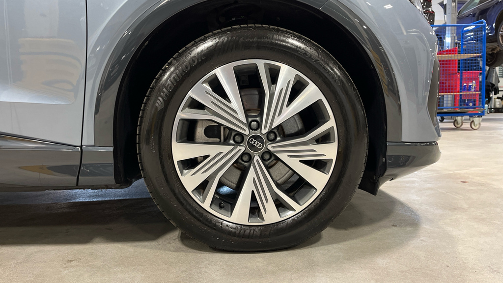 Audi Q4 E Tron Q4 210Kw 45 82Kwh Sport Leather Blue #5