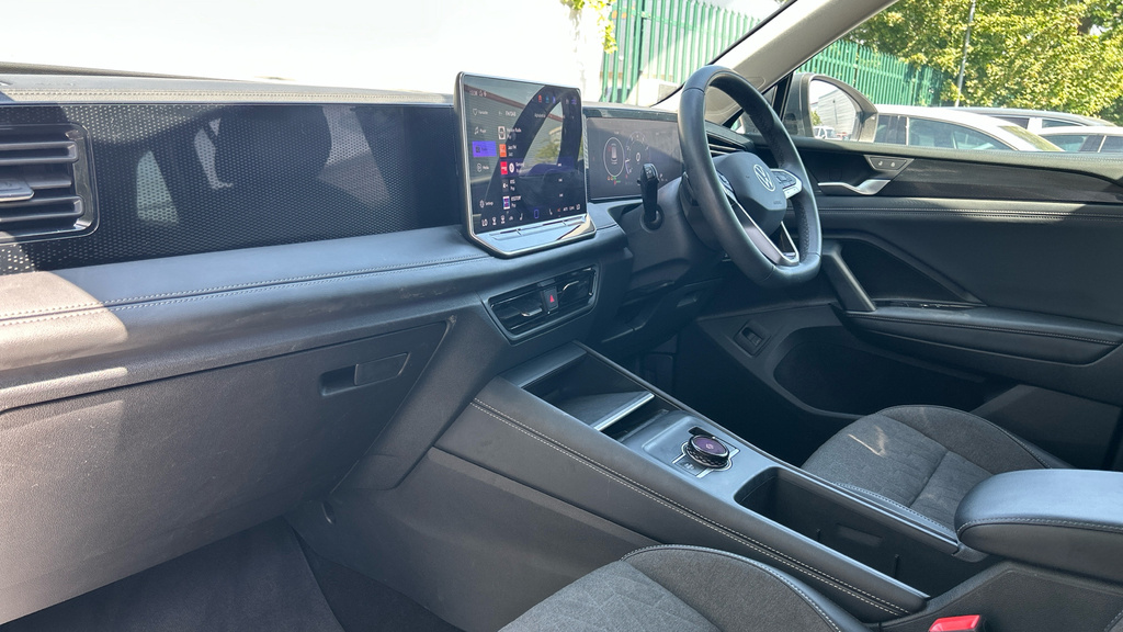 Volkswagen Tiguan Tiguan 1.5 Etsi 150 Match Dsg OV74GAO Grey #2