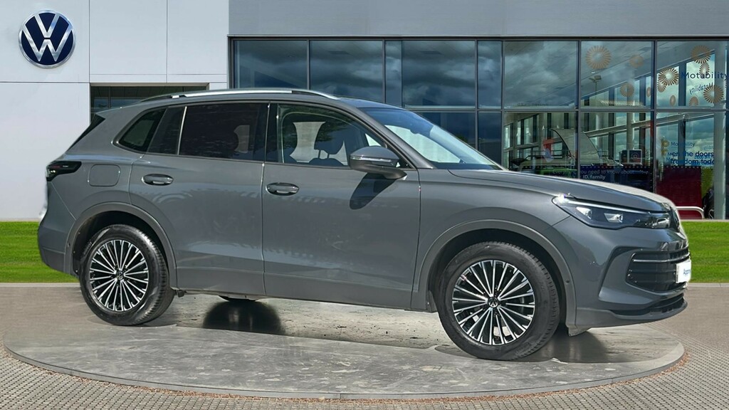 Volkswagen Tiguan Tiguan 1.5 Etsi 150 Match Dsg OV74GAO Grey #4