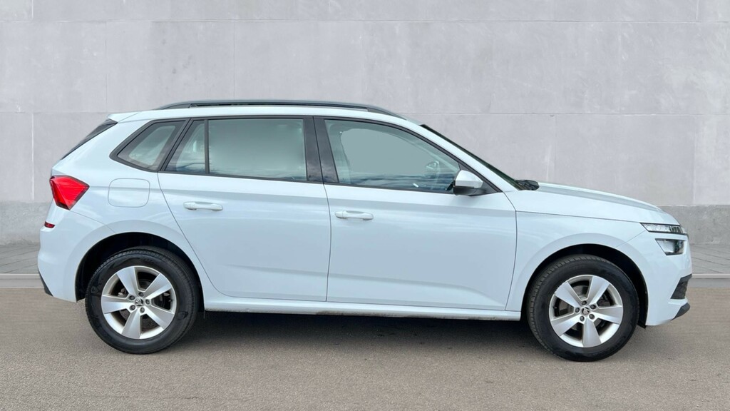 Skoda Kamiq Kamiq 1.0 Tsi 95 S OV21GBO White #4