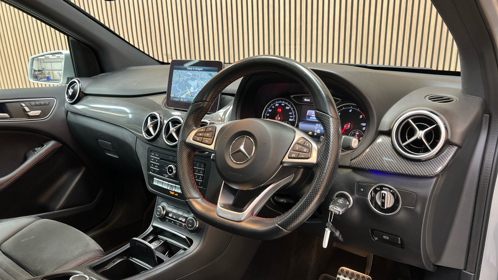 Mercedes-Benz B Class B Class B200d Amg Line Premium Plus KO67FYF Silver #3