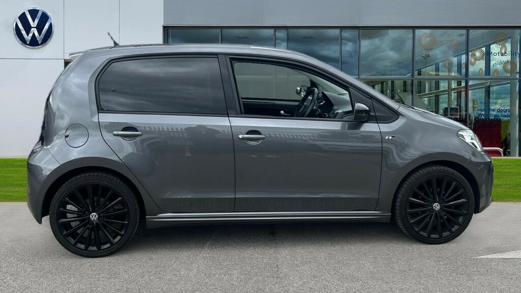 Volkswagen Up Up 1.0 65Ps R-line KV73CAE Black #4
