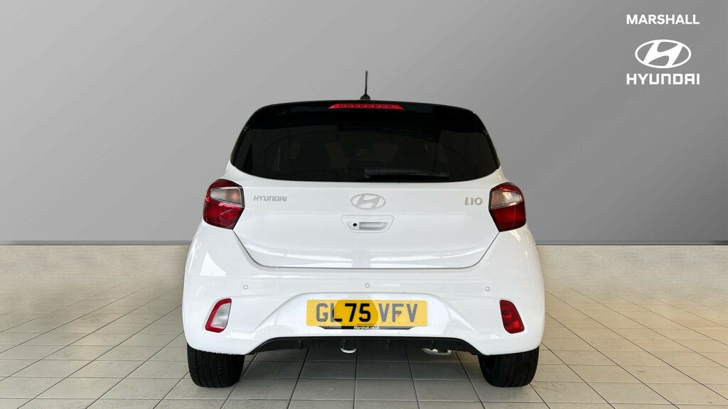 Hyundai I10 I10 Hat 1.2 Mpi 79Ps Premium Nav Au GL75VFV White #4