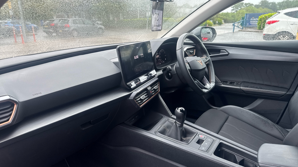 Cupra Leon Leon 1.5 Tsi V1 DG24EFX White #2