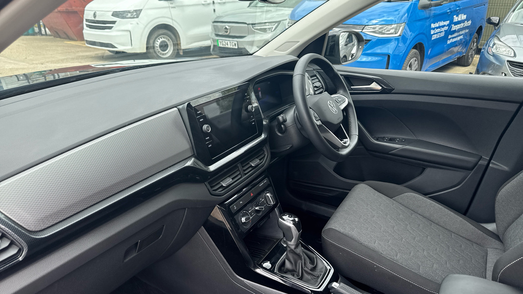 Volkswagen T-Cross T-cross 1.0 Tsi 115 Match Dsg GD25BYV Black #2