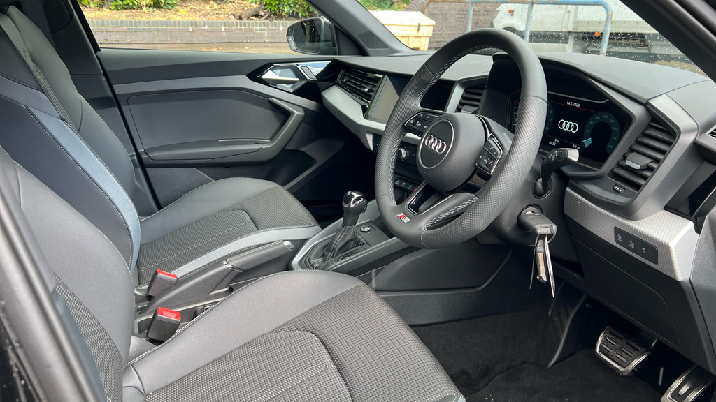 Audi A1 Audi A1 Sportback 35 Tfsi S Line S Tronic Tec LX26OHR Black #6