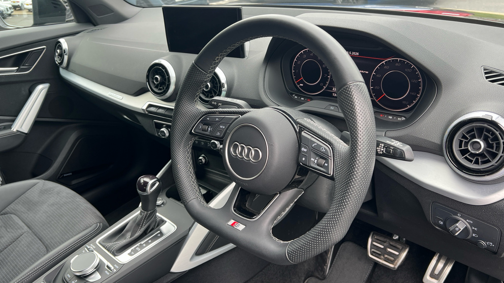 Audi Q2 Q2 Sq2 Quattro Black Edition S Tronic WG73RVP Grey #6