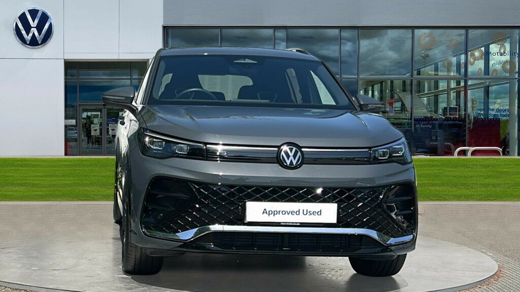 Volkswagen Tiguan Tiguan 1.5 Etsi 150 R-line Dsg Grey