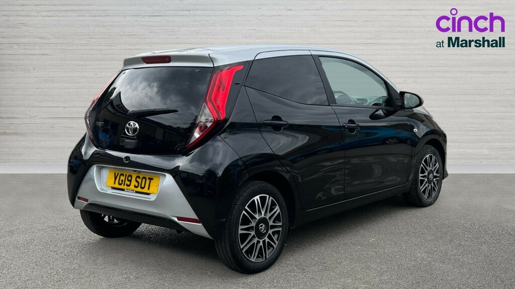 Toyota Aygo Aygo 1.0 Vvt-i X-clusiv YG19SOT Black #3