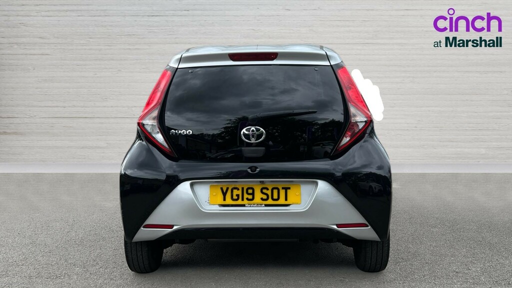 Toyota Aygo Aygo 1.0 Vvt-i X-clusiv YG19SOT Black #4