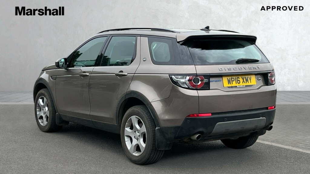 Land Rover Discovery Sport Discovery Sport 2.0 Td4 Se Tech 5 Seat  #2