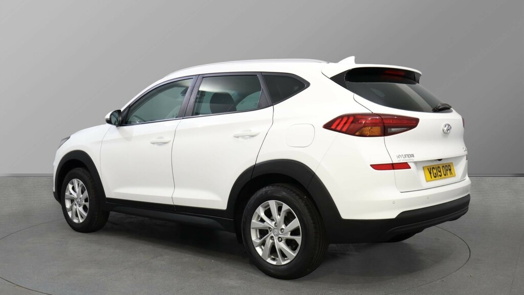 Hyundai Tucson Tucson 1.6 Gdi Se Nav 2Wd YG19OPR White #6