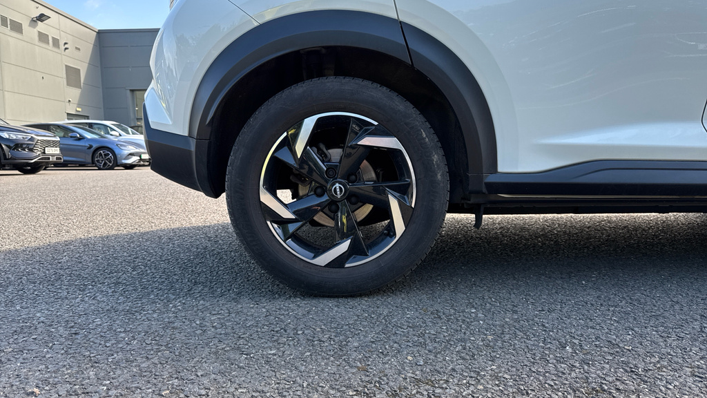 Nissan Juke Juke 1.0 Dig-t 114 N-connecta PJ23KNU White #4