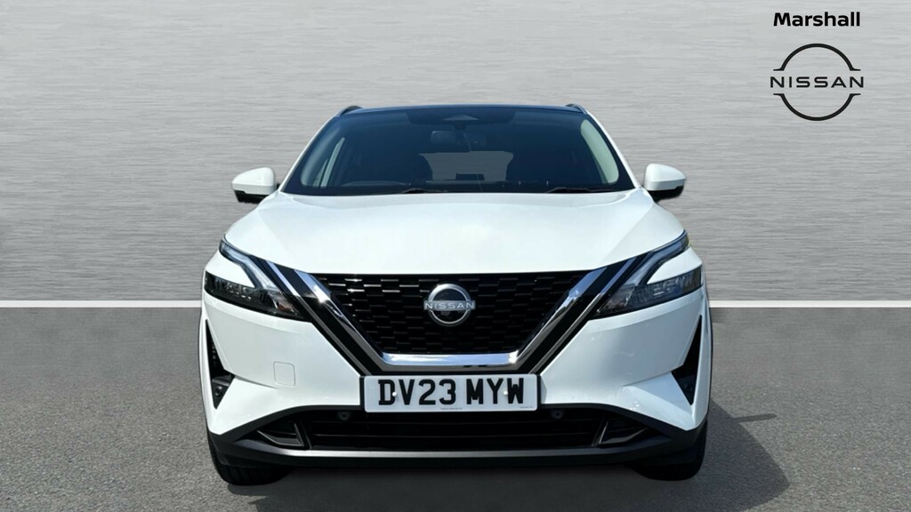 Nissan Qashqai Qashqai 1.3 Dig-t Mh 158 N-connecta Xtronic DV23MYW White #5