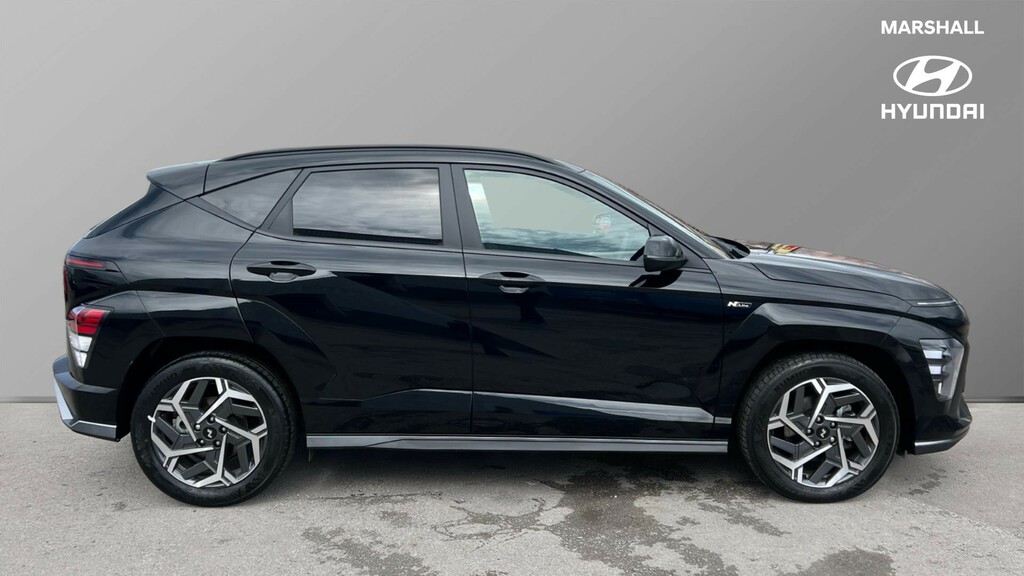 Hyundai Kona Kona 1.6 Hybrid 129 N Line Dct EF25MBO Black #2