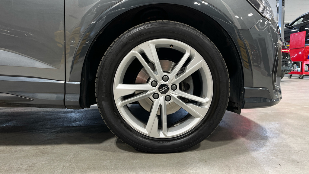 Audi Q3 Q3 35 Tdi S Line S Tronic LY23DKU Grey #5