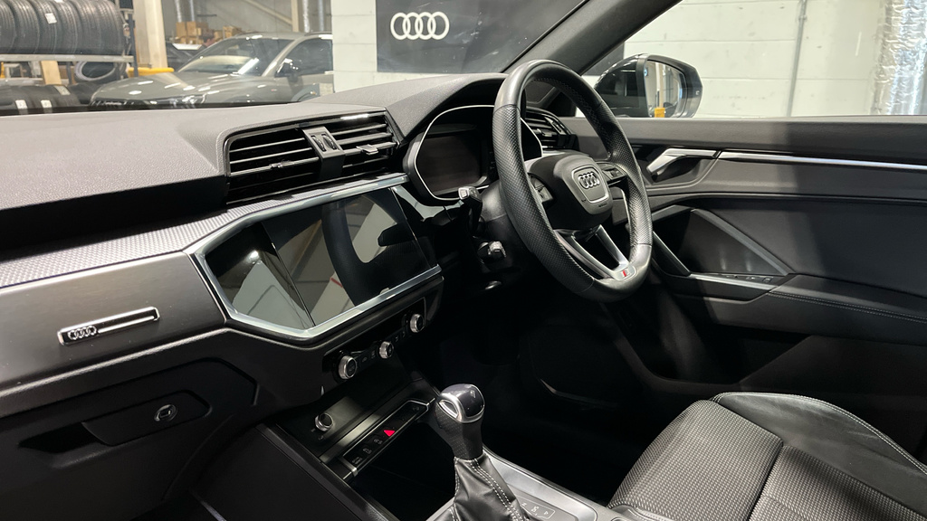 Audi Q3 Q3 35 Tdi S Line S Tronic LY23DKU Grey #2