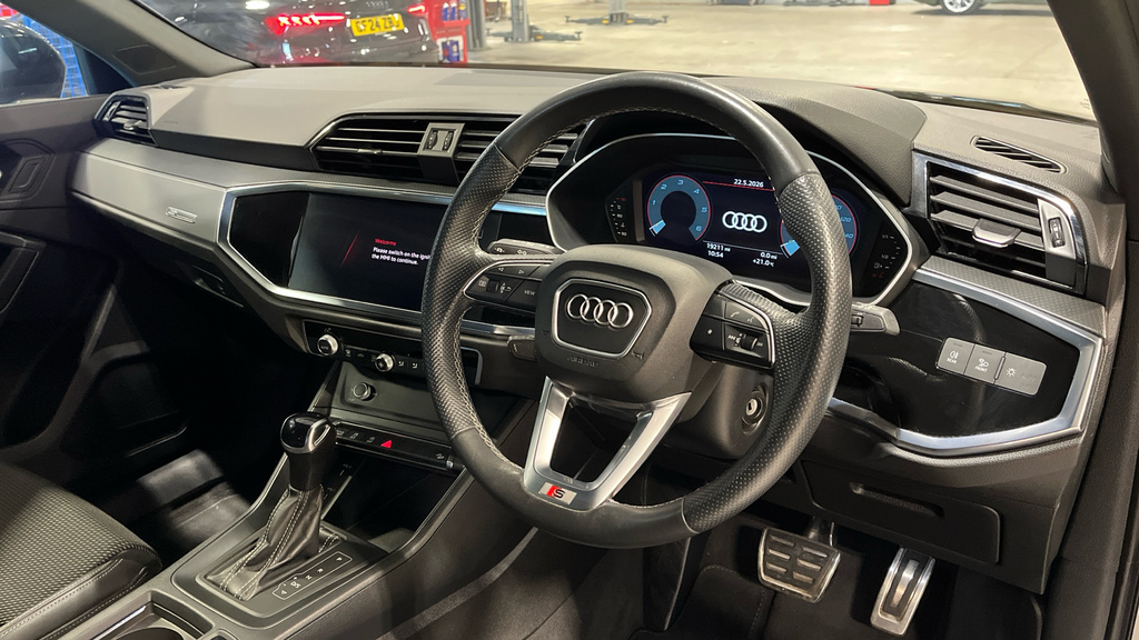 Audi Q3 Q3 35 Tdi S Line S Tronic LY23DKU Grey #6