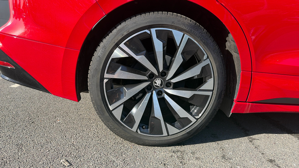 Skoda ENYAQ Enyaq 210Kw 85X Sportline 82Kwh 4X4 KT25HMA Red #5